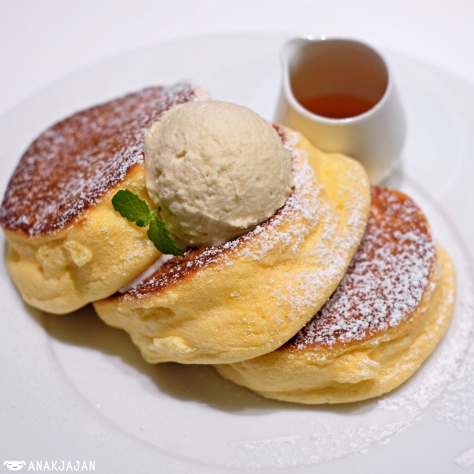 Happy Pancake JPY 1,100