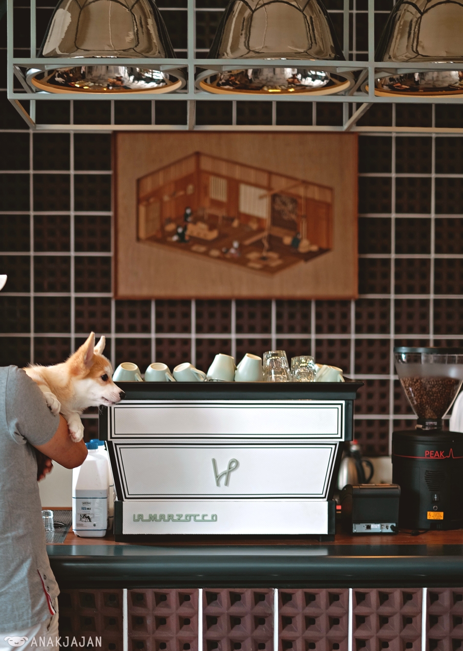 HOURS: COFFEE & MORE – KELAPA GADING, Jakarta | ANAKJAJAN.COM